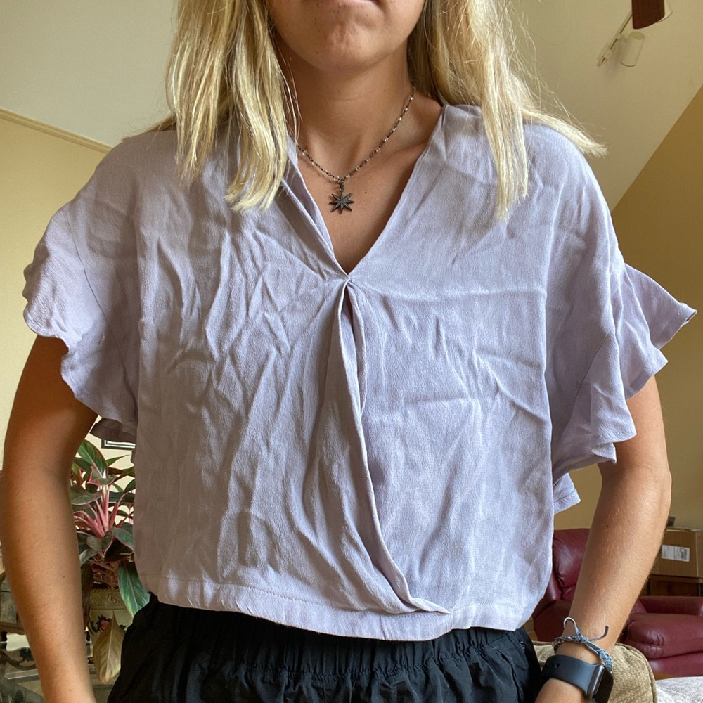 Ruffle short sleeve